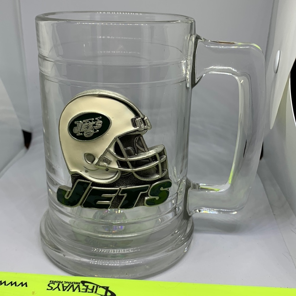 JETS Glass Beer Stein Mug with Pewter Emblem NFL Tankard